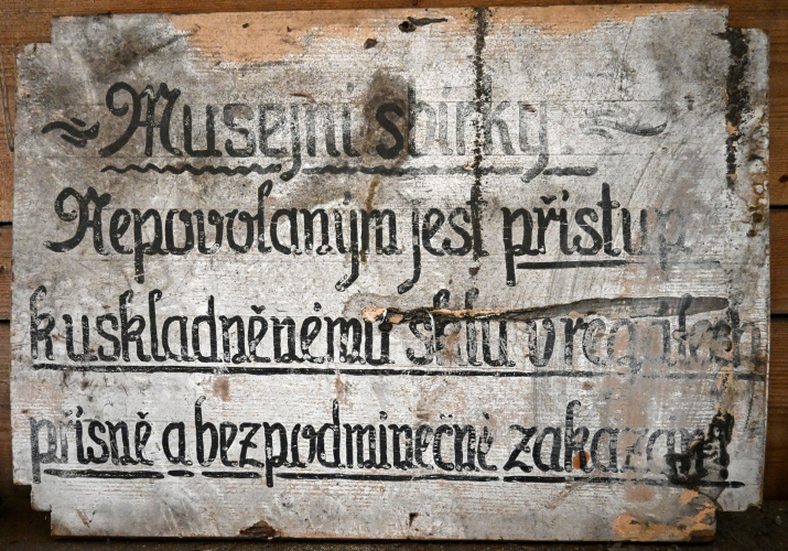 Historická cedule